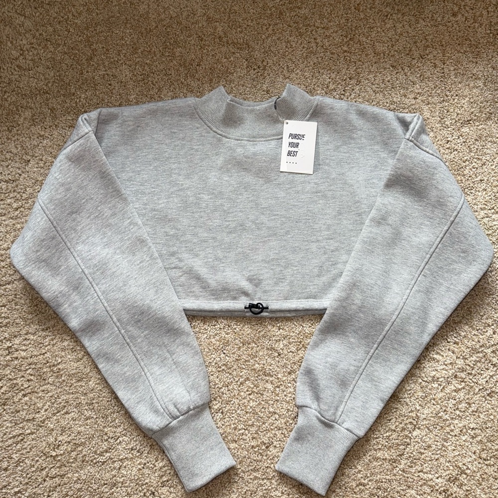 ACTA Cropped Sweatshirt NWT